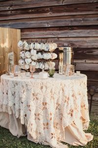 Trendy 2019, zorganizowani.org, ślub, wesele, wesele vintage, dekoracje ślubne, dekoracja sali weselnej, florysta, moda, nakrycie stołu